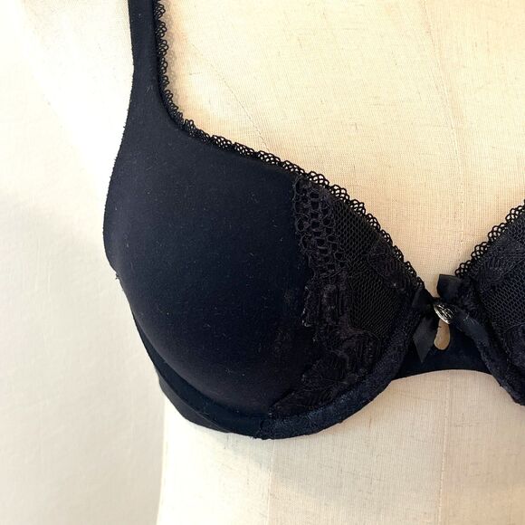 Victoria's Secret Body by Victoria Black Bra 32B Perfect Coverage - Picture 1 of 5